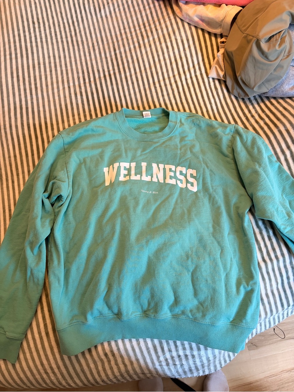 Sporty and Rich wellness sweatshirt - Picture 1 of 3